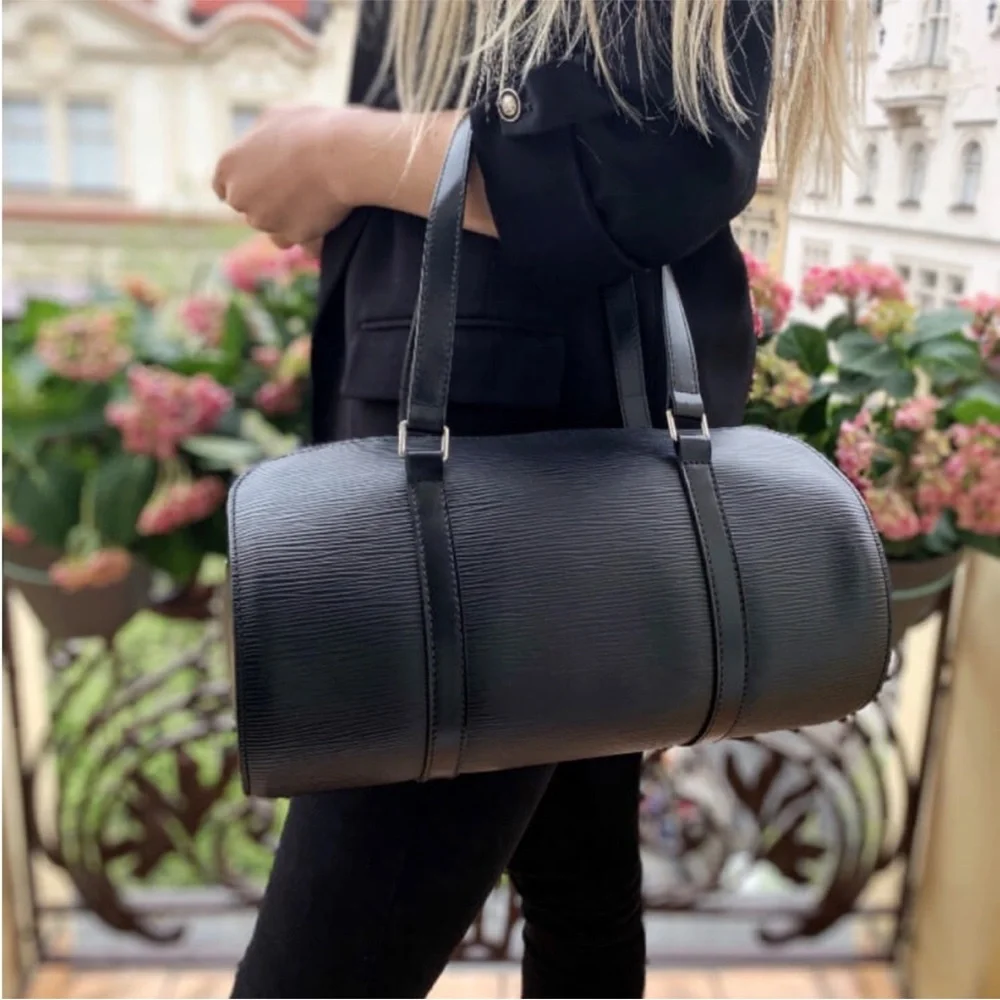 Authentic Louis Vuitton Soufflot bag Black Epi Leather with mini pouch M52862